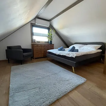 W Kobylance شاليه Kobylanka (Gorlice)